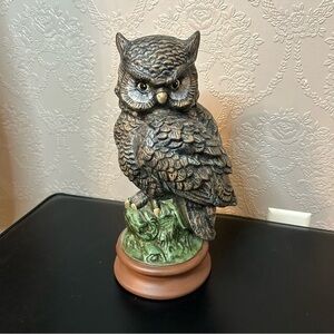 Vintage ceramic owl statue figure decor great condition 1980